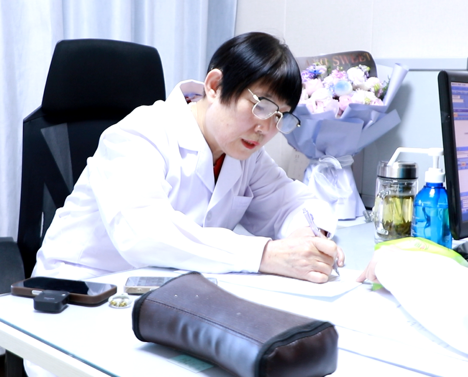 精神专家段斐：中西结合治疗抑郁，提升抑郁患者生活质量