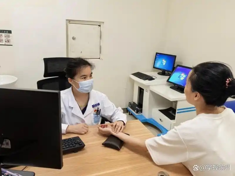 抑郁高发需警惕，精神科医生简文佳中西结合让“心灵感冒”不再难愈