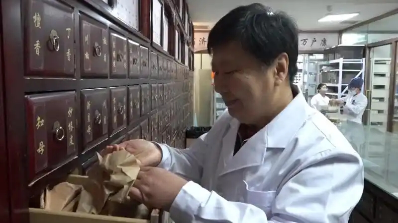 深耕临床四十载，精神科专家杨晓以中西结合为精神疾病患者提供新选择